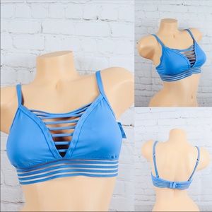 VS Pink Ultimate Sports Bra Blue w/ mesh details